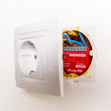 Shelly 1PM Gen4 - Modul Smart 1 Canal cu Monitorizare Consum, Montaj in Doză (WiFi, Bluetooth, Zigbee, Matter)