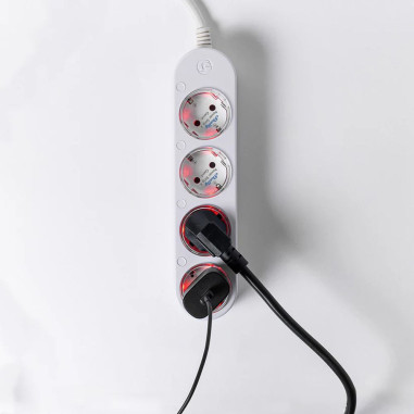 Shelly Power Strip 4 Gen4 - Prelungitor Smart WiFi/ Matter/ ZigBee, Alb