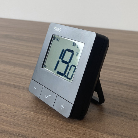 Termostat de cameră Smart WiFi Negru ENGO E20I-B