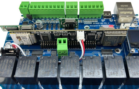 Controller Smart cu Montaj pe șină, 8 canale, ESP32-S3, Kincony A8V3